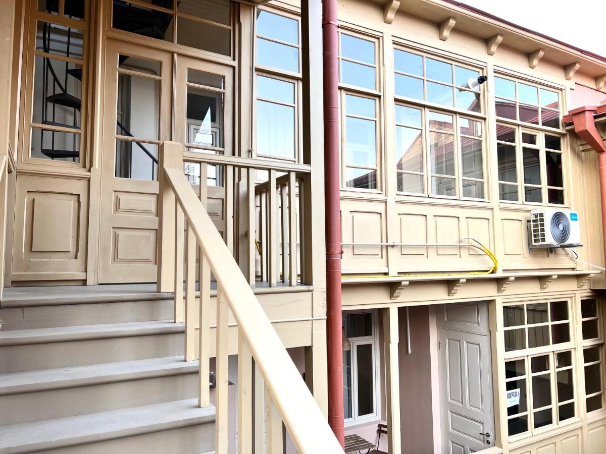Apartament Leselidze